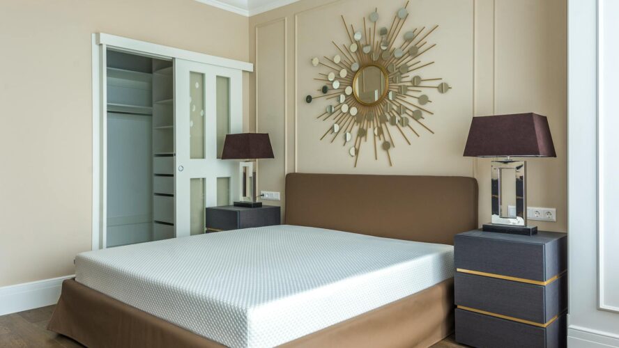 Dlaczego drzwi przesuwne na wymiar są jednym z najbardziej funkcjonalnych rozwiązań w nowoczesnych wnętrzach?